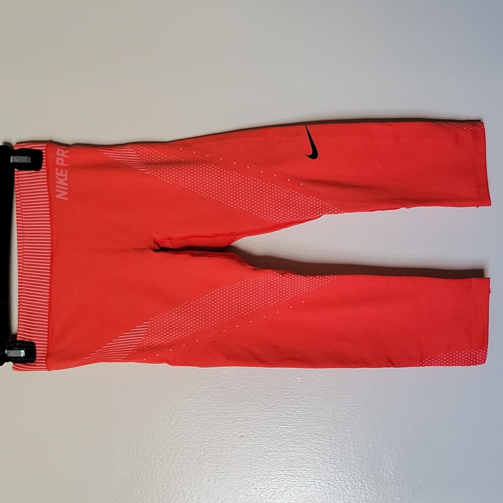 Nike Pro Dry-Fit Seamless Capri Leggings